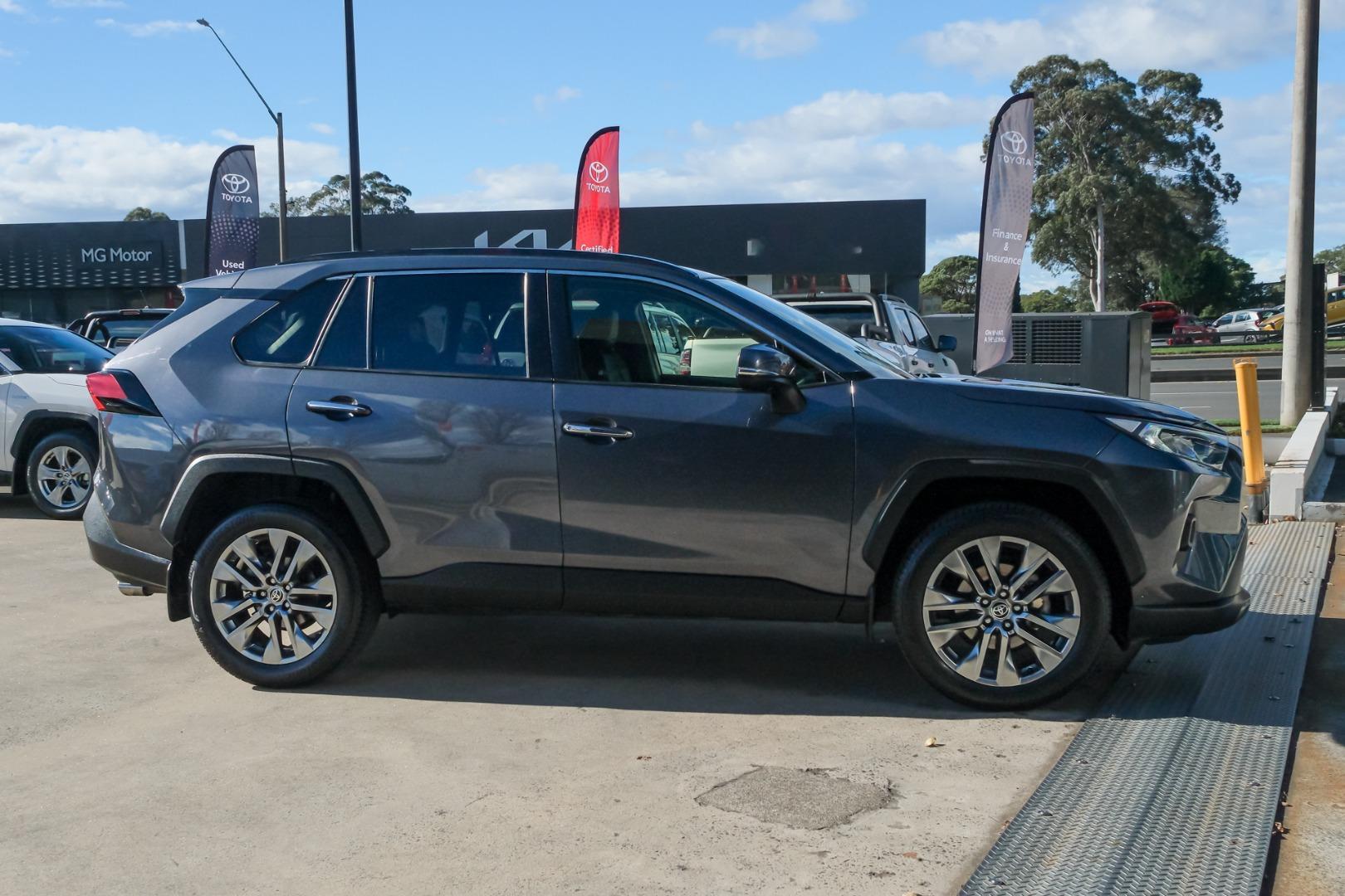 2024 Toyota RAV4 Cruiser 2WD in Silver