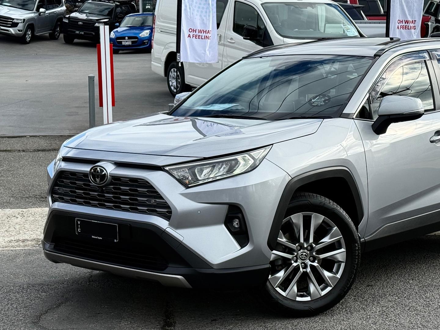 2022 Toyota RAV4 Cruiser in Silver