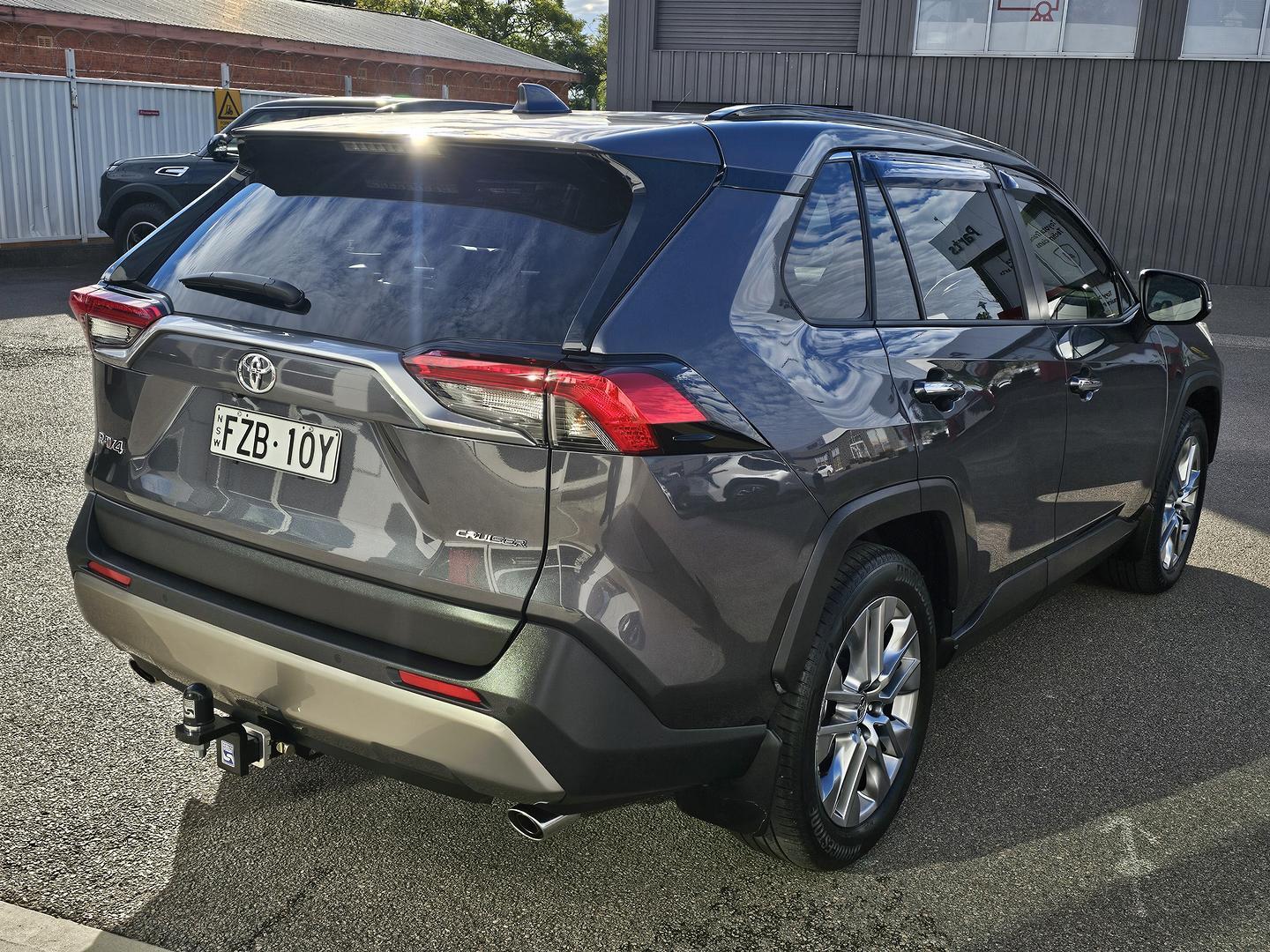 2023 Toyota RAV4 Cruiser 2WD in Silver