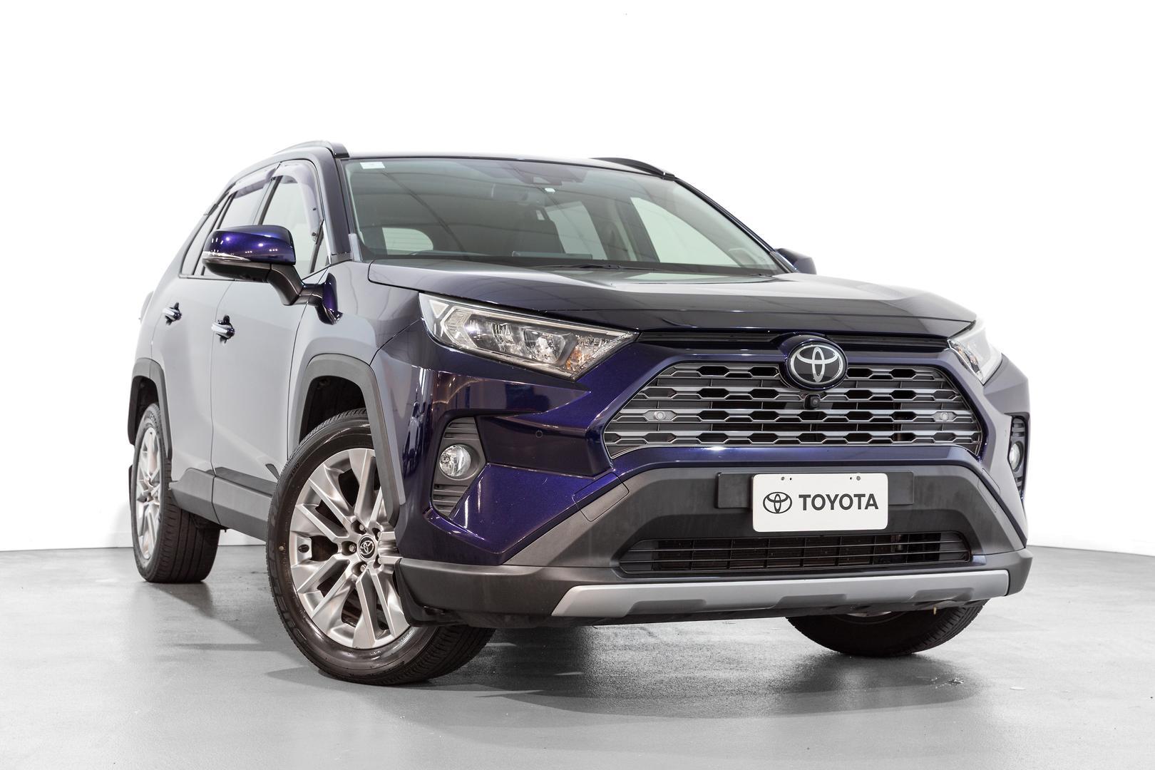 2019 Toyota RAV4 Cruiser 2WD in Blue
