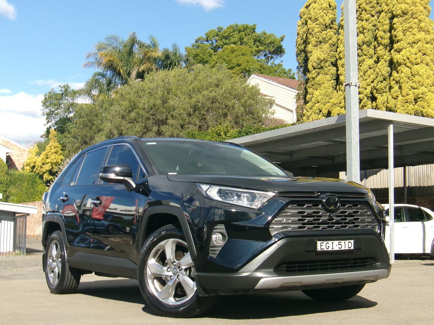 2019 Toyota RAV4 Cruiser 2WD in Black