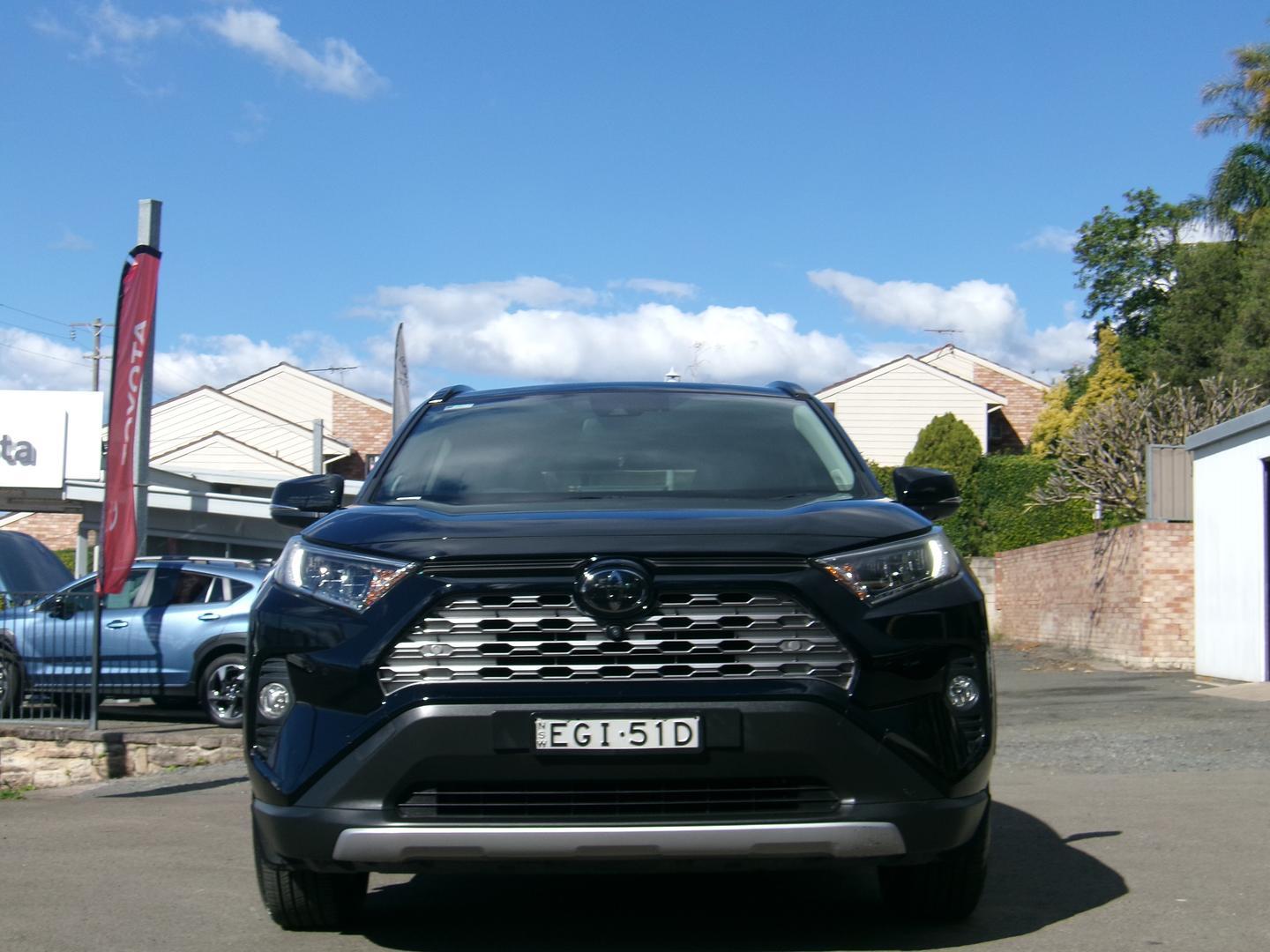 2019 Toyota RAV4 Cruiser 2WD in Black