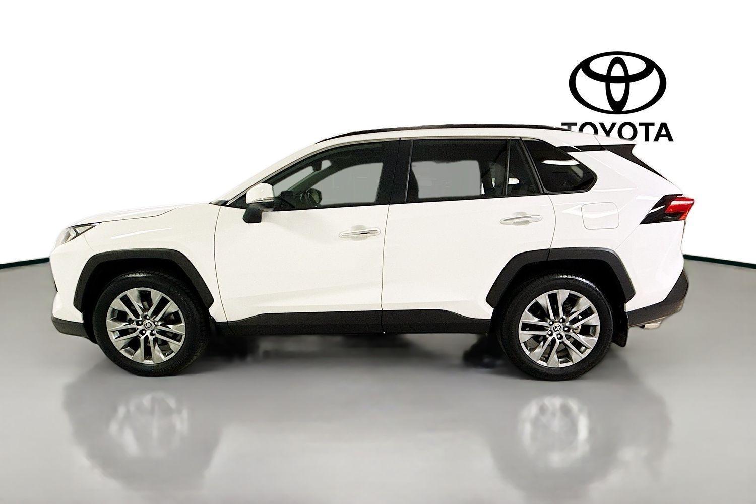 2023 Toyota RAV4 Cruiser 2WD in White