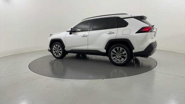 2020 Toyota RAV4 Cruiser 2WD in White