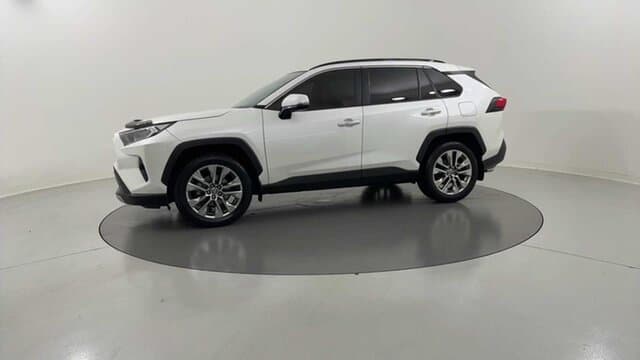2020 Toyota RAV4 Cruiser 2WD in White