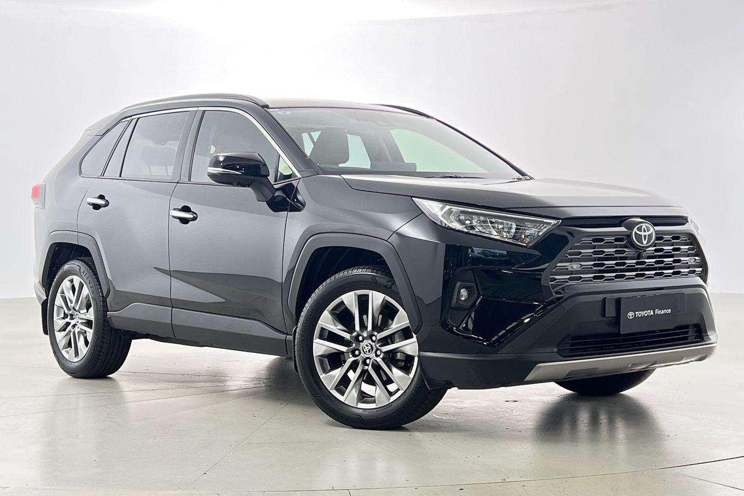 2024 Toyota RAV4 Cruiser in Black