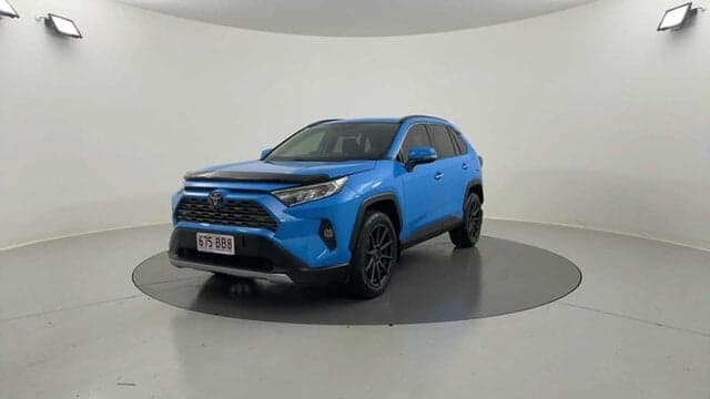 2020 Toyota RAV4 Cruiser 2WD in Blue