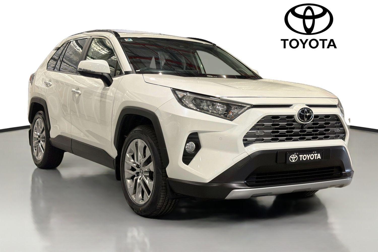 2020 Toyota RAV4 Cruiser 2WD in White