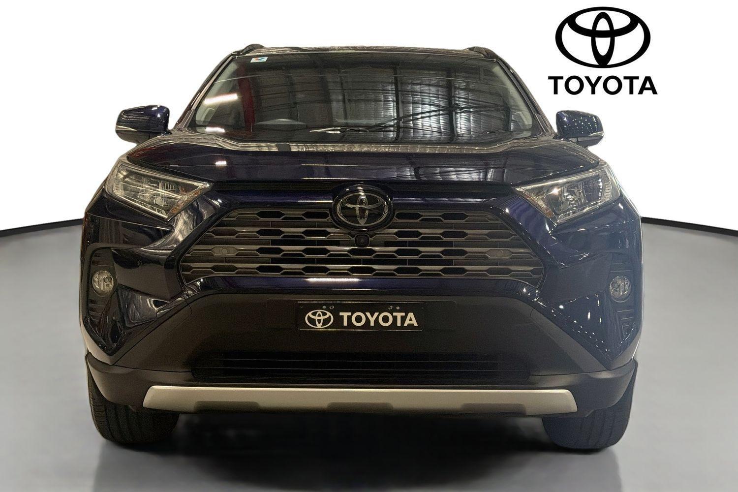2019 Toyota RAV4 Cruiser 2WD in Blue