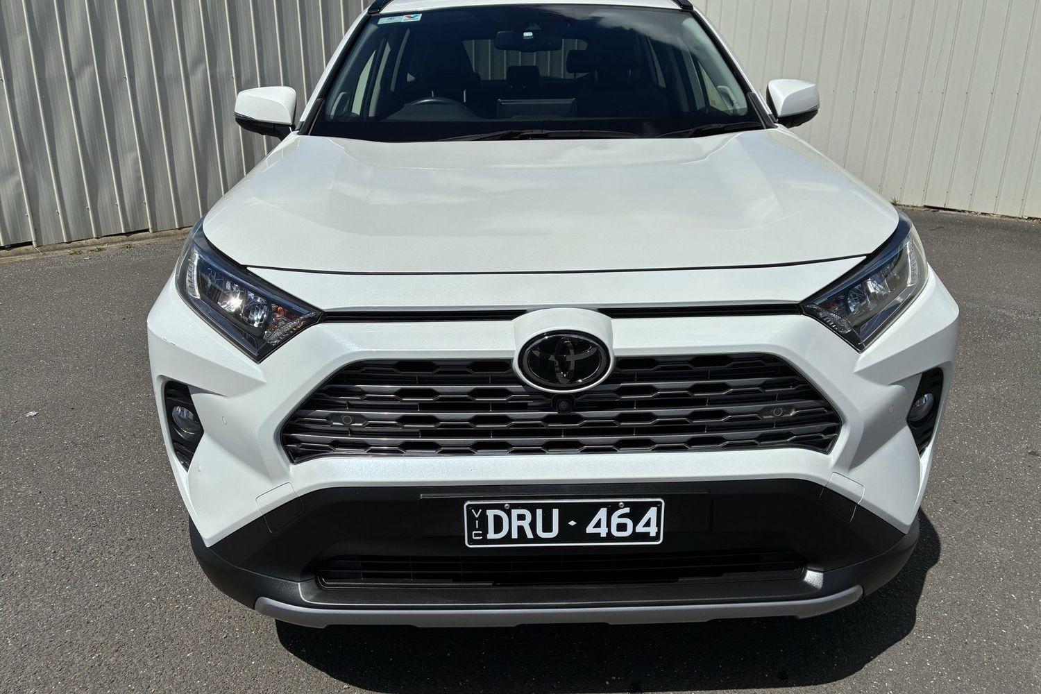 2021 Toyota RAV4 Cruiser 2WD in White