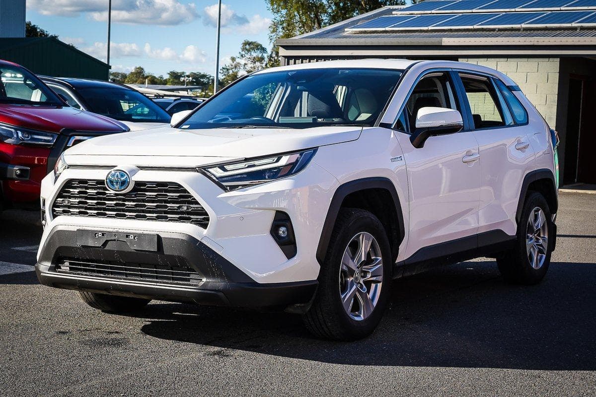 2024 Toyota RAV4 GX-2WD in White