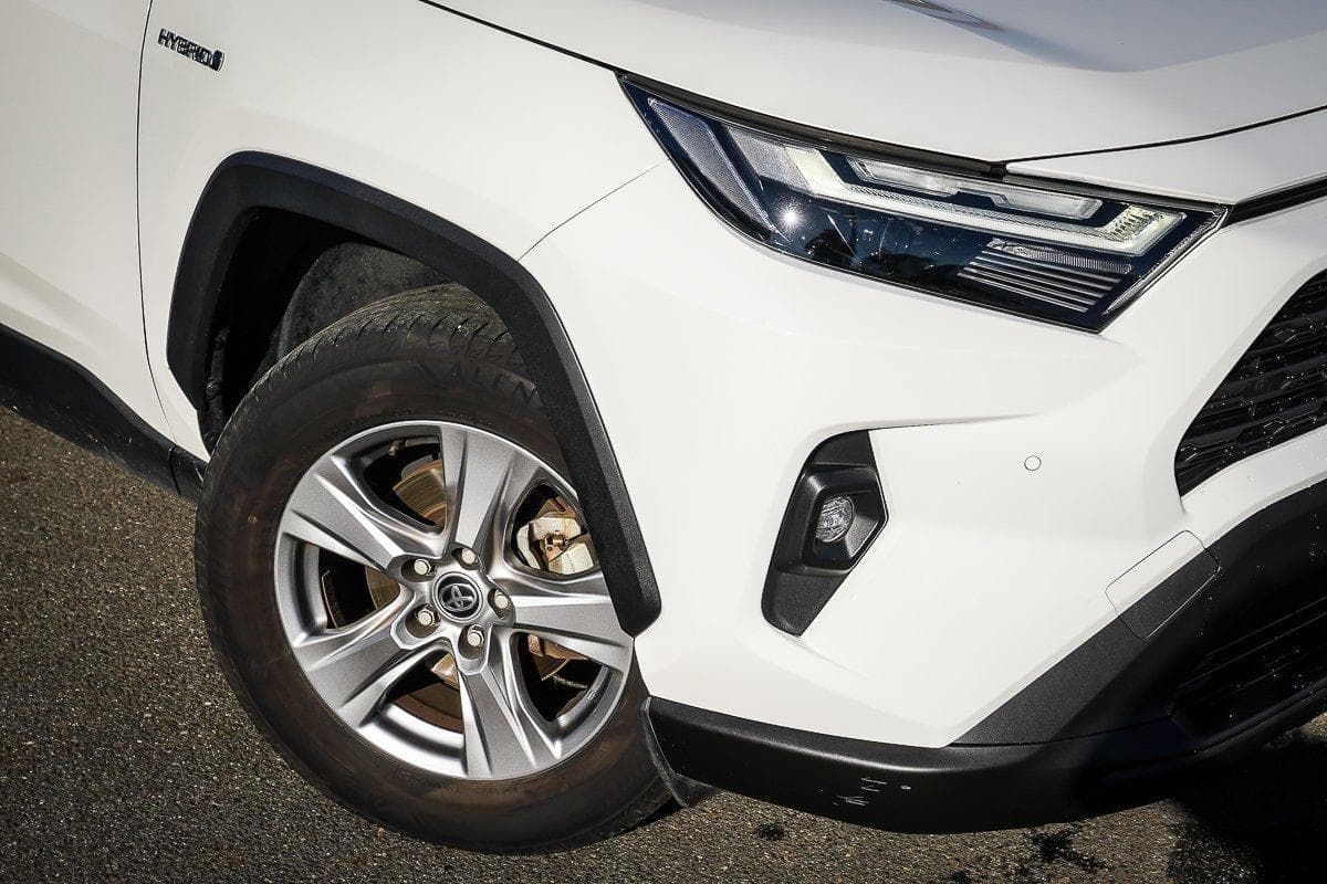 2024 Toyota RAV4 GX-2WD in White