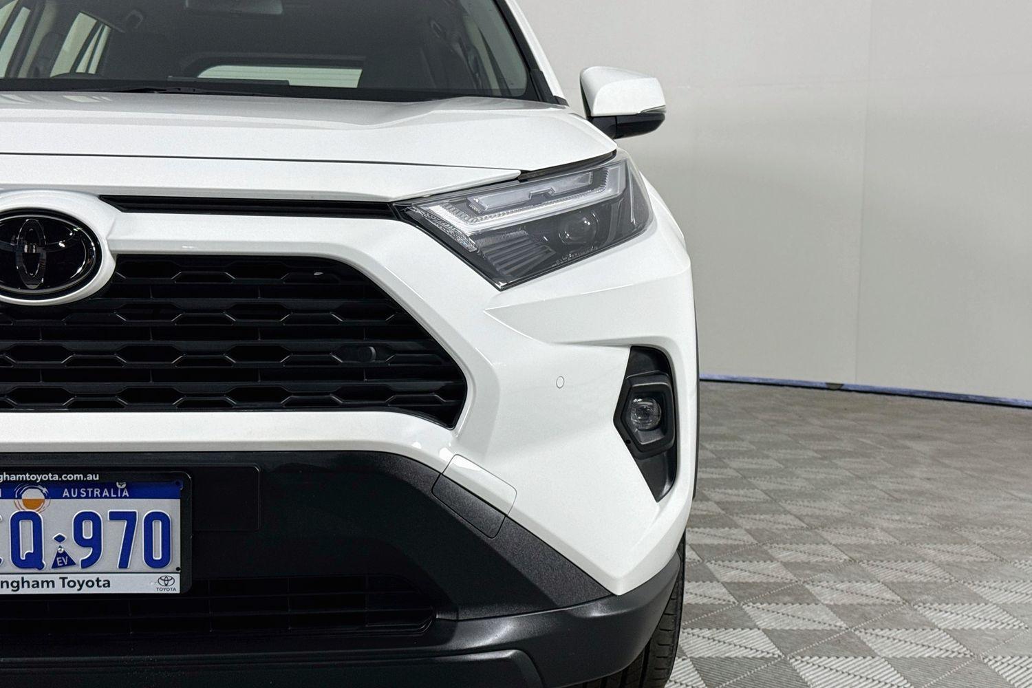 2025 Toyota RAV4 GX 2WD in White