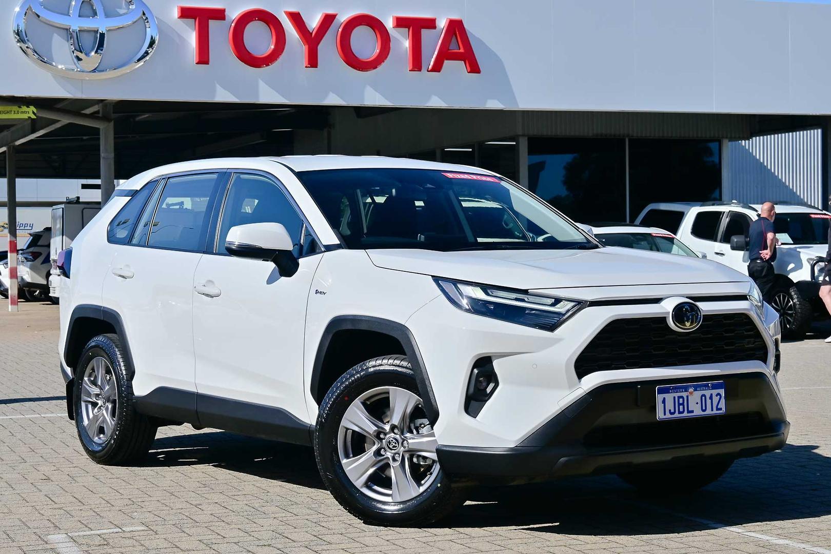 2025 Toyota RAV4 GX 2WD in White