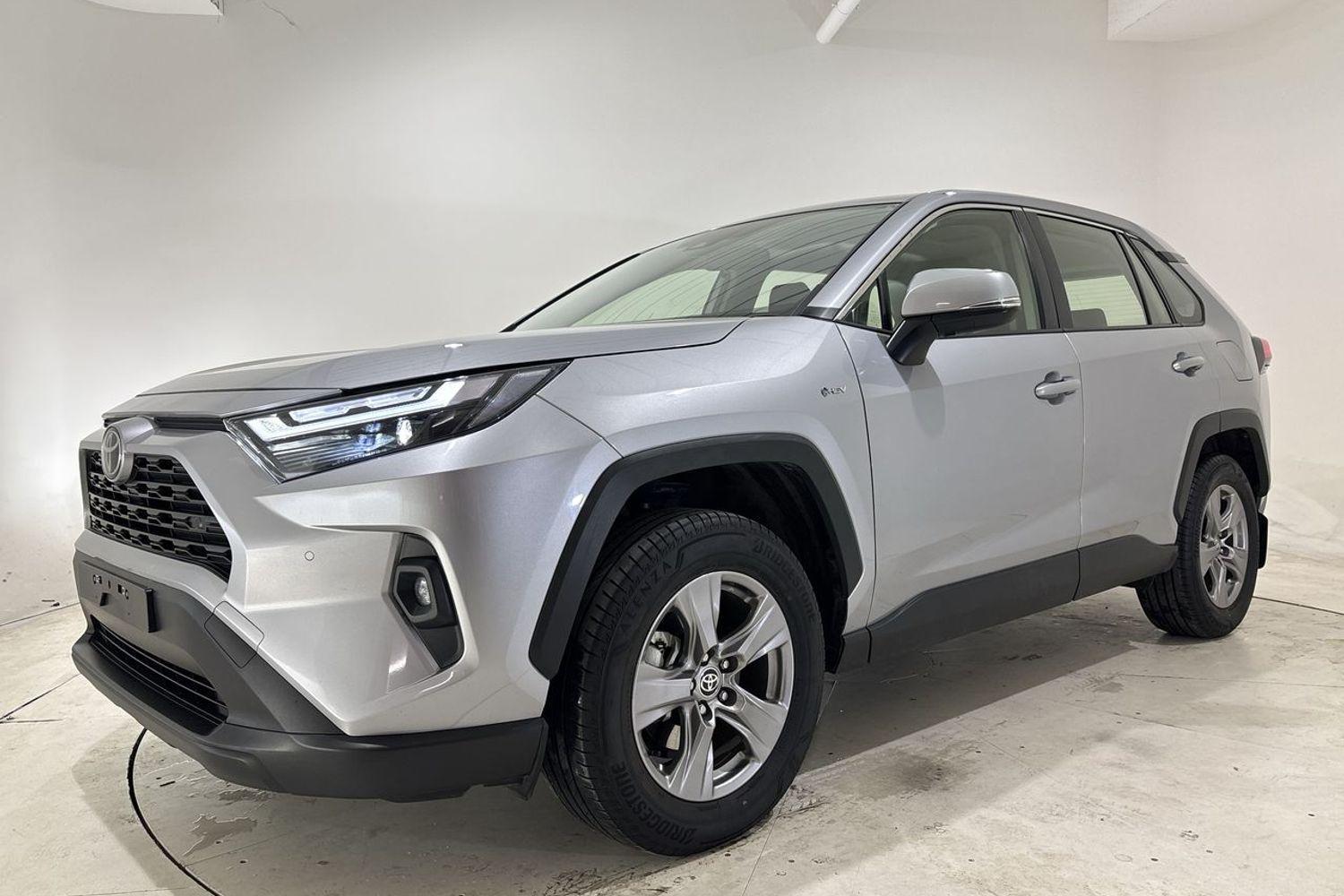 2025 Toyota RAV4 GX-2WD in Silver