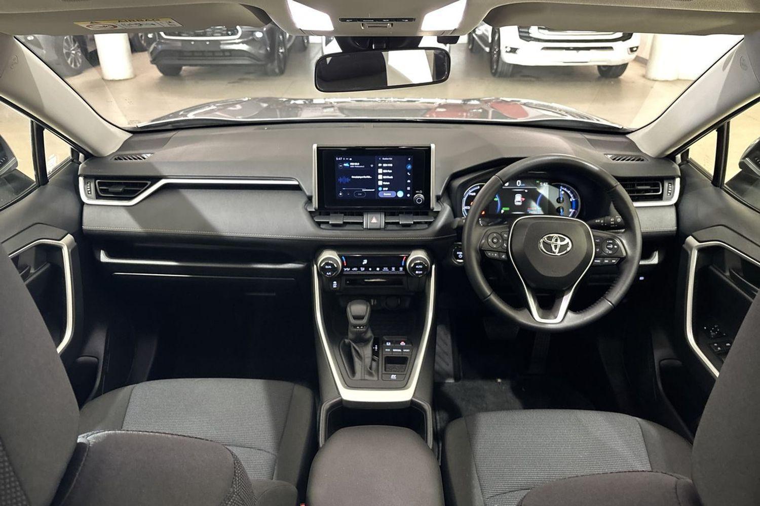 2025 Toyota RAV4 GX-2WD in Silver