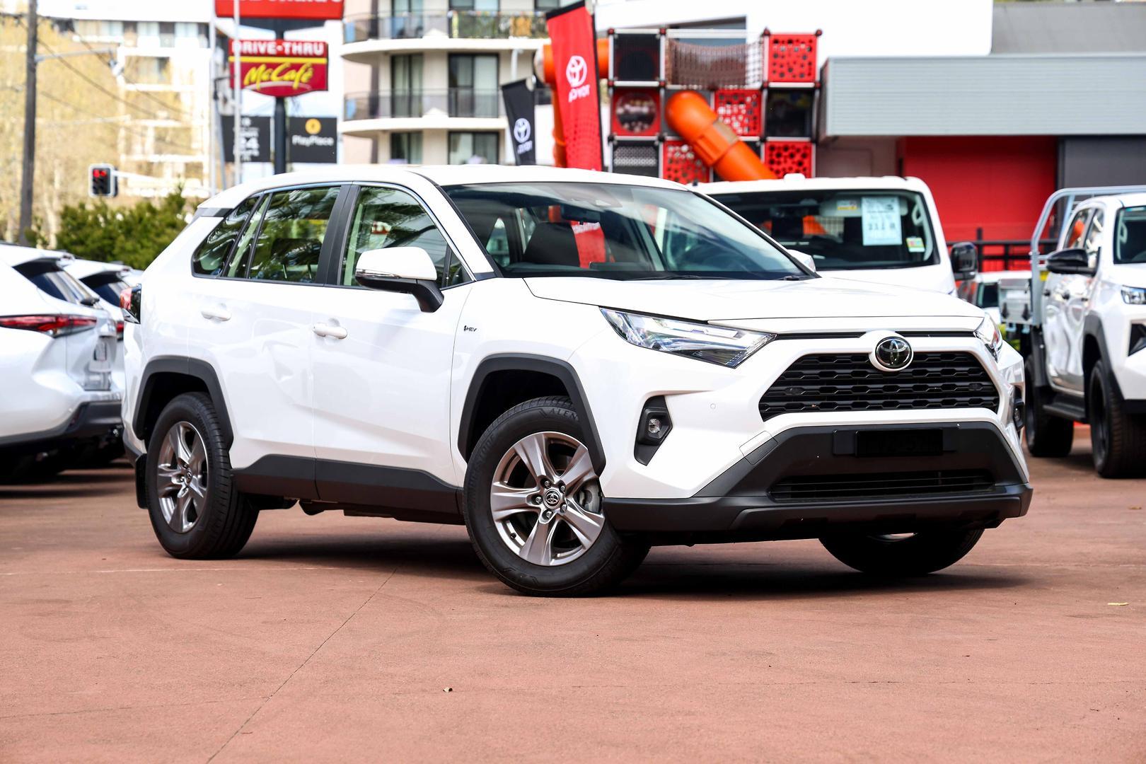 2025 Toyota RAV4 GX-2WD in White