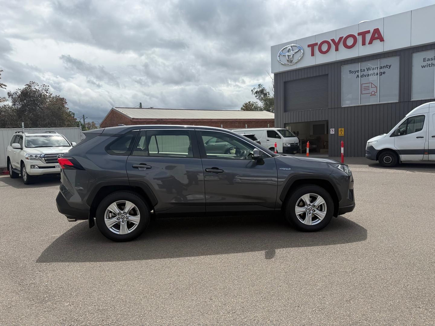 2021 Toyota RAV4 GX-2WD in Silver