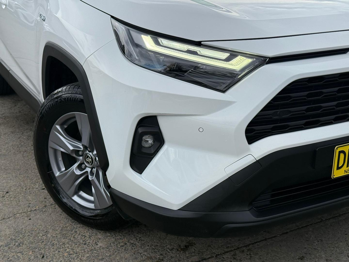 2024 Toyota RAV4 GX-2WD in White