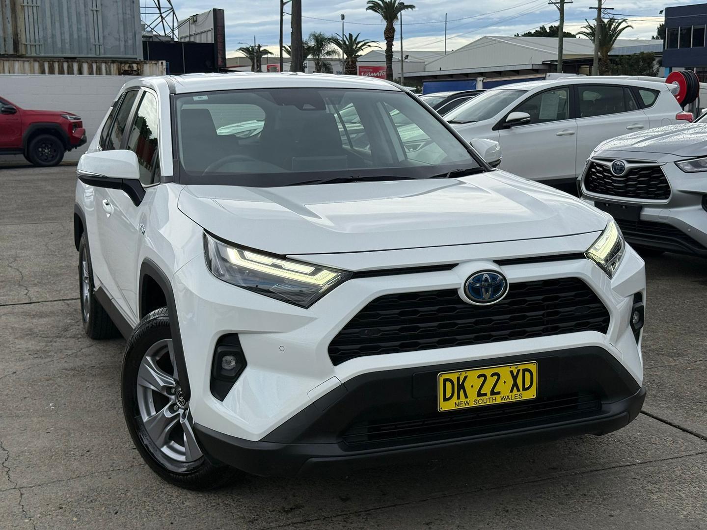 2024 Toyota RAV4 GX-2WD in White