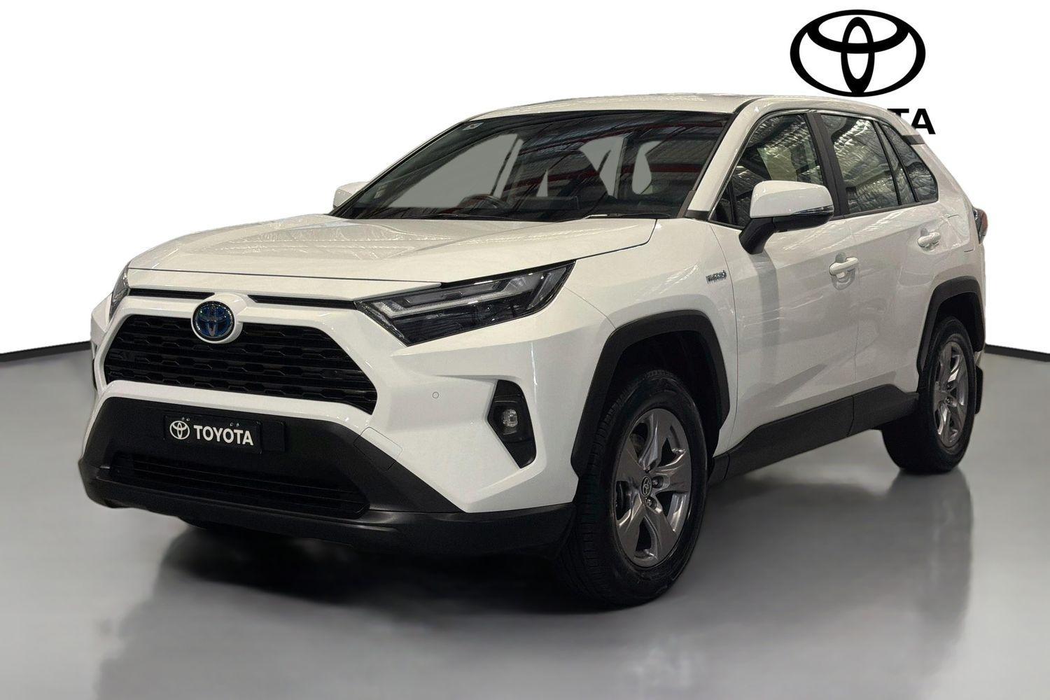 2024 Toyota RAV4 GX-2WD in White