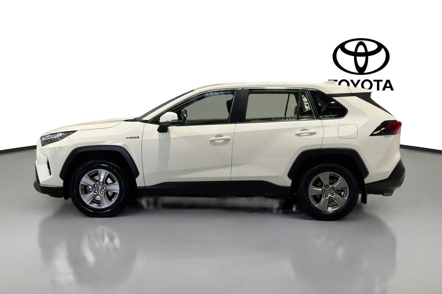 2024 Toyota RAV4 GX-2WD in White