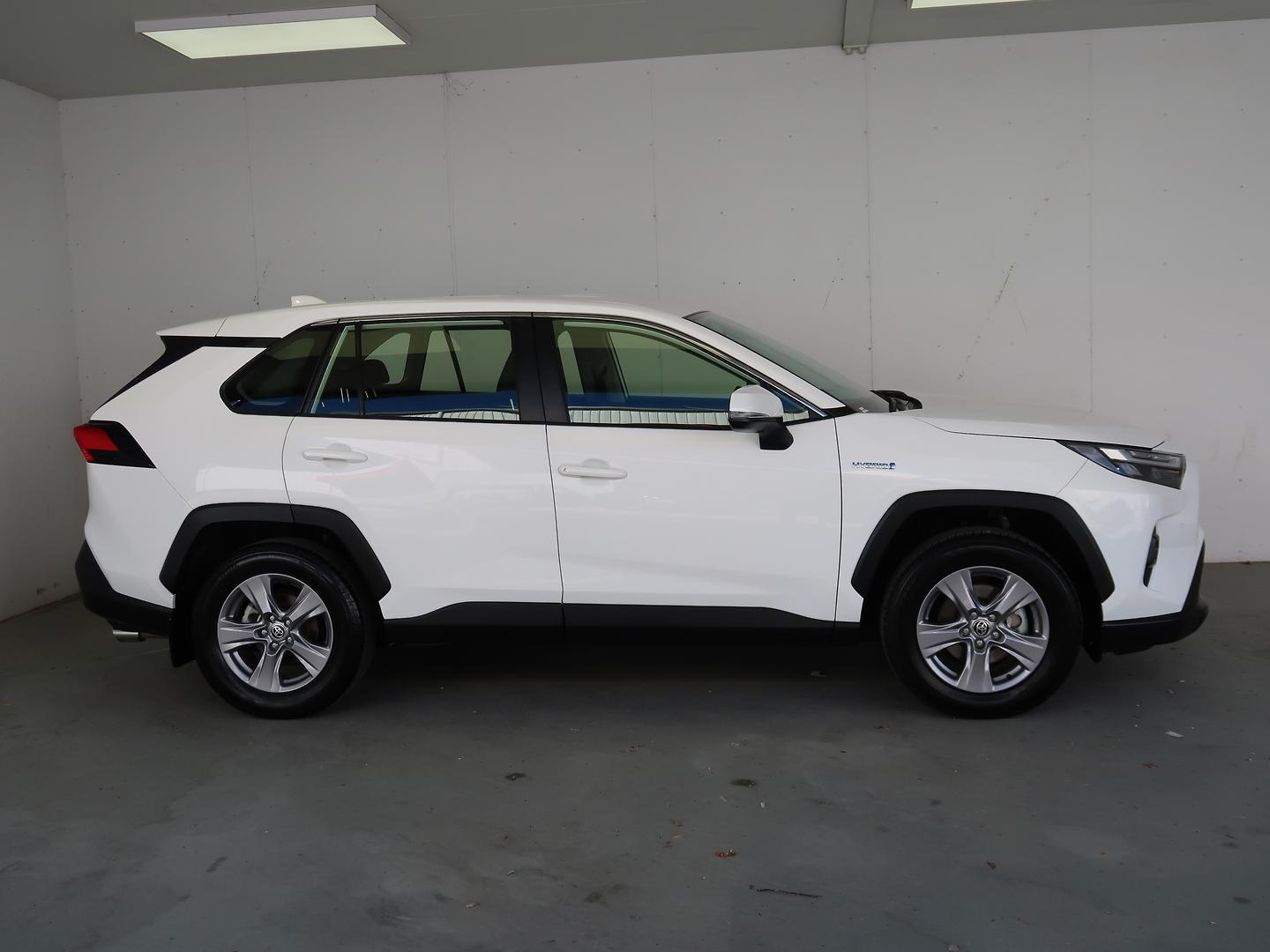 2024 Toyota RAV4 GX-2WD in White