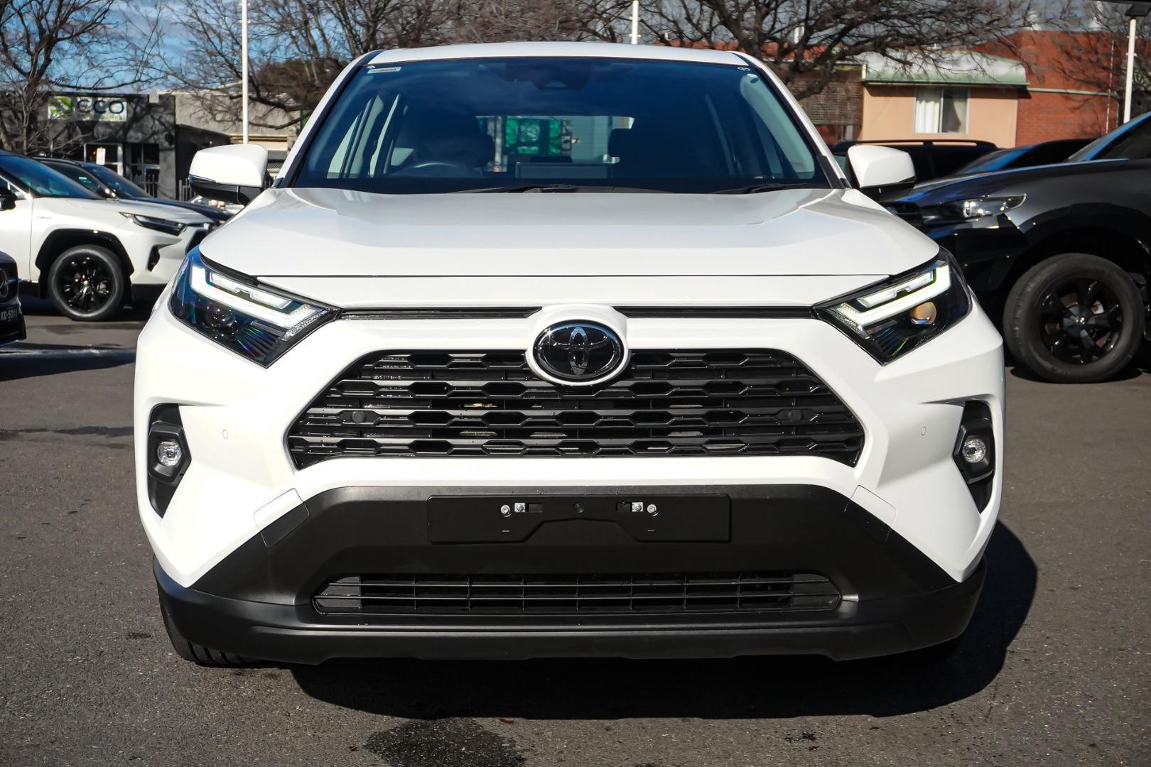 2025 Toyota RAV4 GX-2WD in White