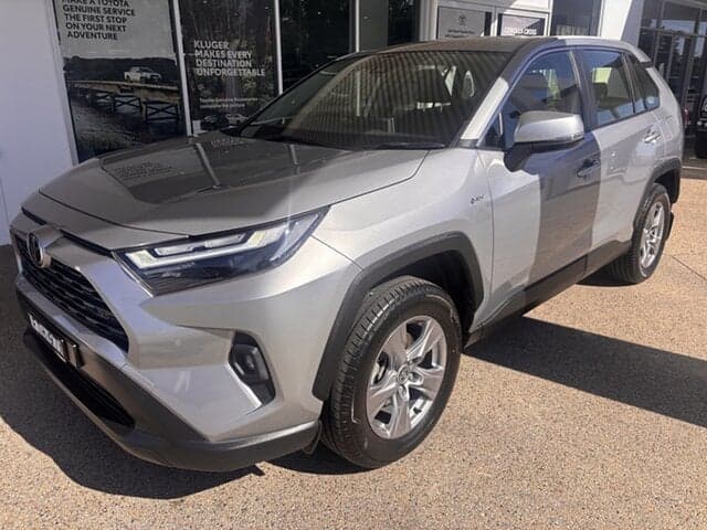 2025 Toyota RAV4 GX-2WD in Silver