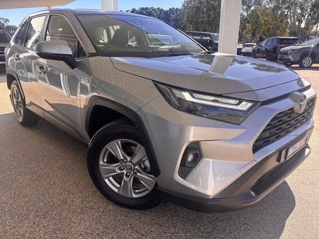 2025 Toyota RAV4 GX-2WD in Silver