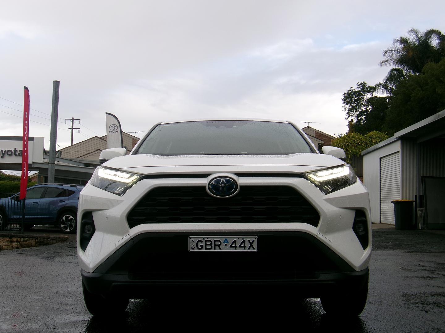 2023 Toyota RAV4 GX-2WD in White