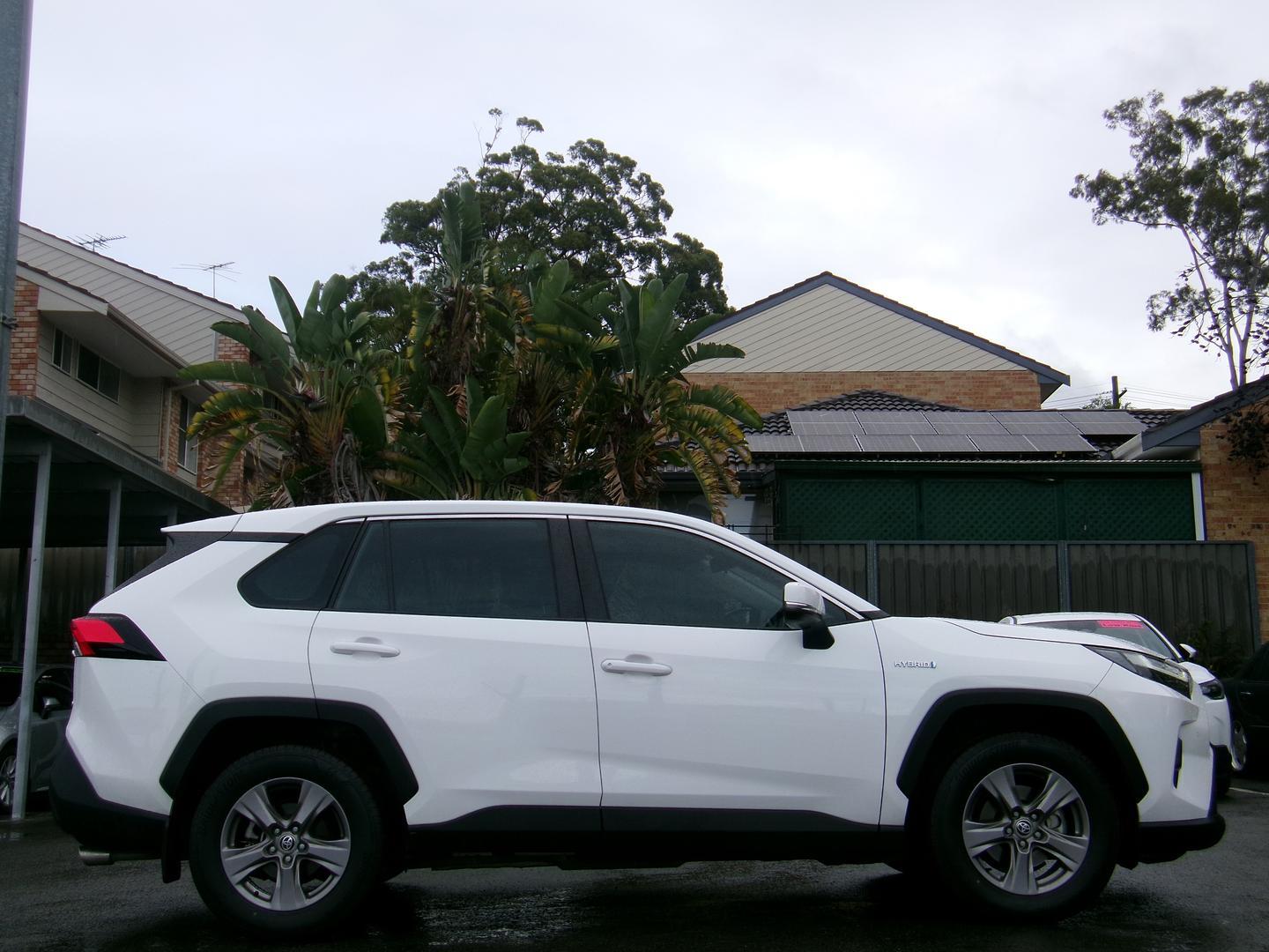 2023 Toyota RAV4 GX-2WD in White