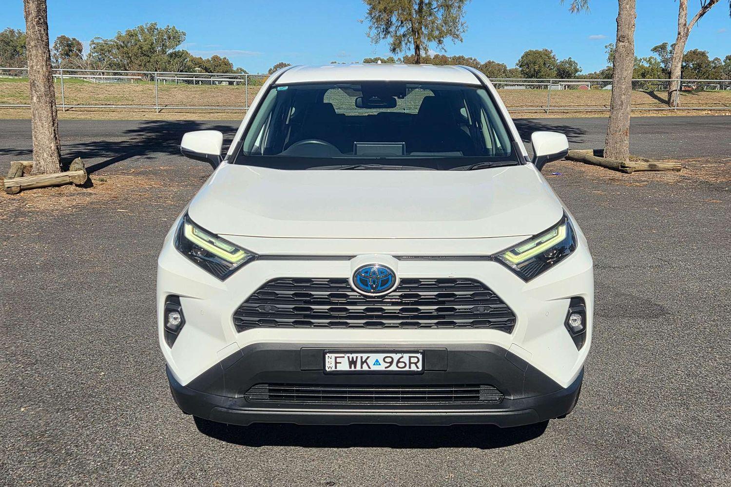 2024 Toyota RAV4 GX in Glacier White