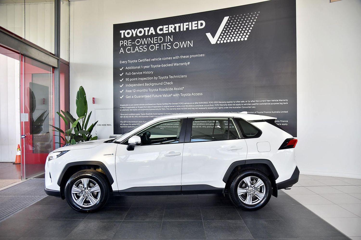 2024 Toyota RAV4 GX-2WD in White
