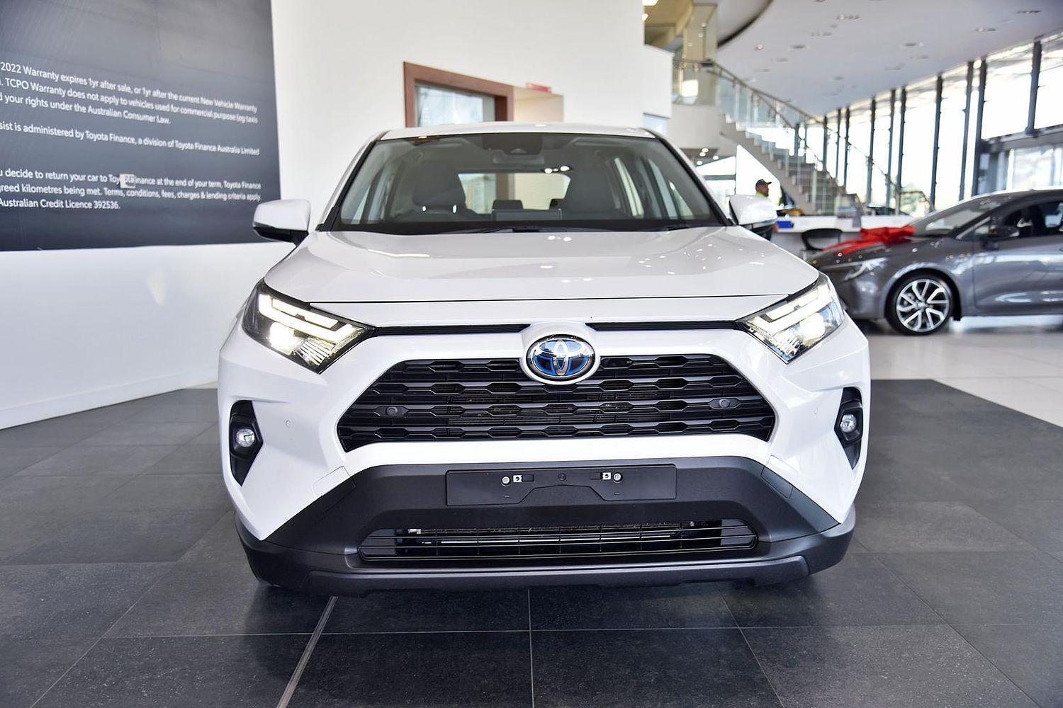 2024 Toyota RAV4 GX-2WD in White