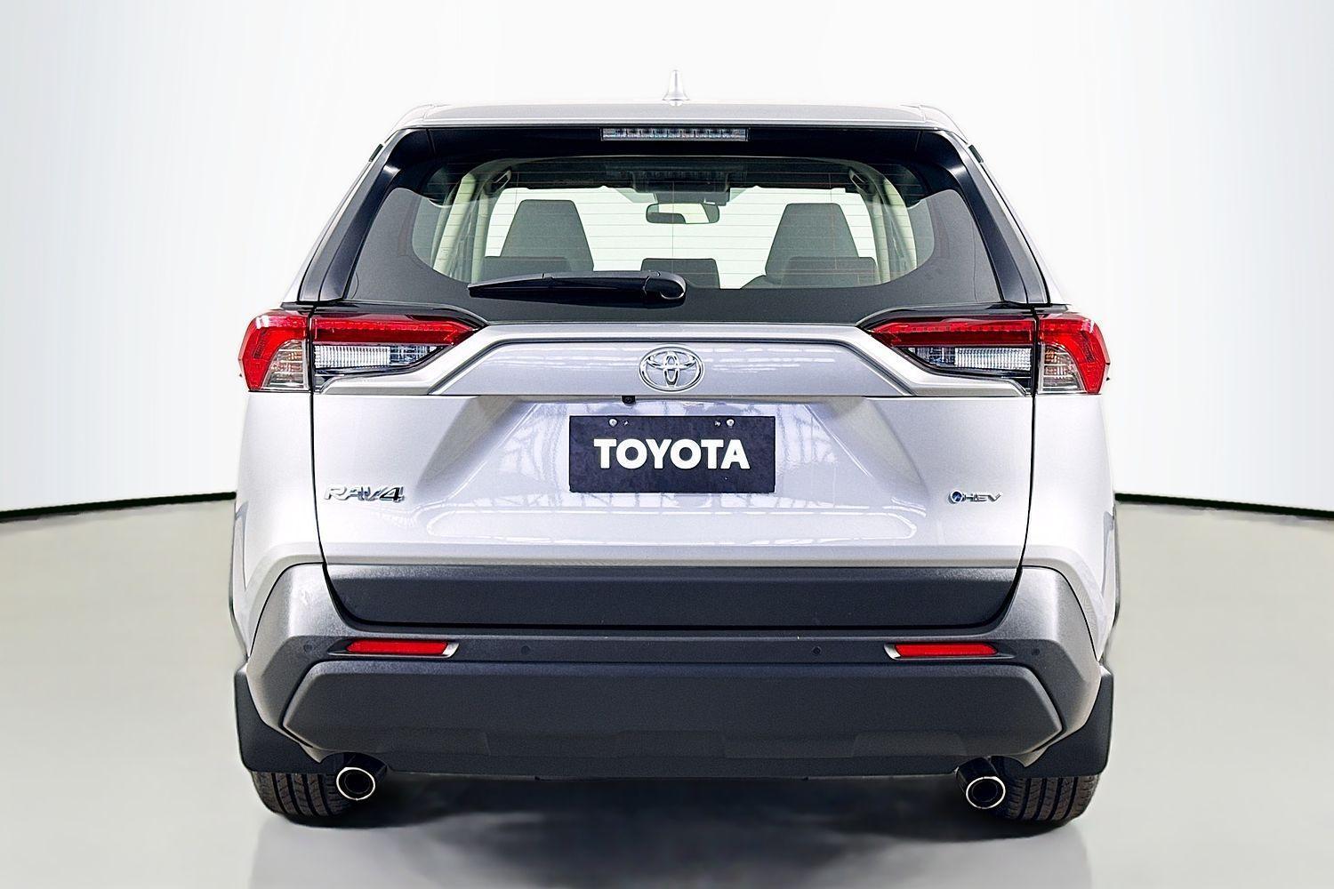 2025 Toyota RAV4 GX 2WD in Silver