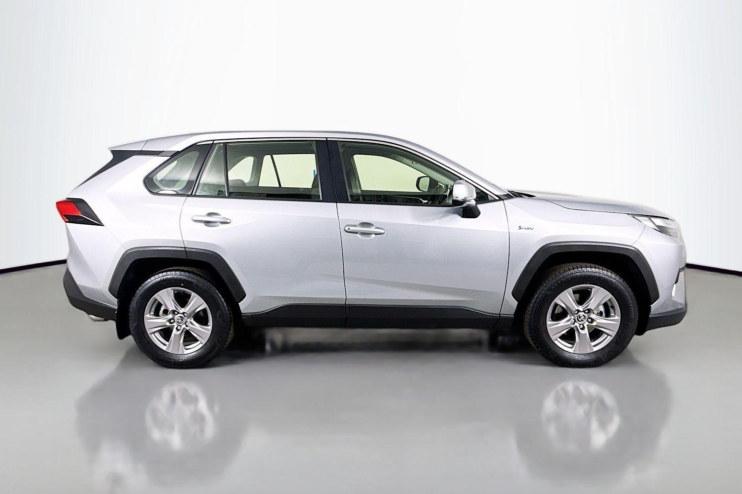 2025 Toyota RAV4 GX 2WD in Silver