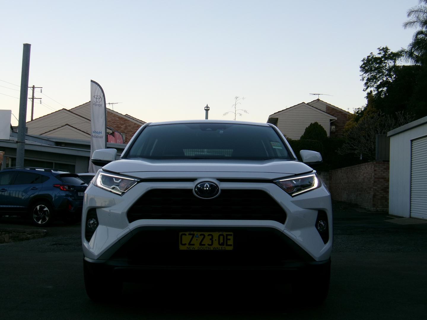 2021 Toyota RAV4 GX-2WD in White