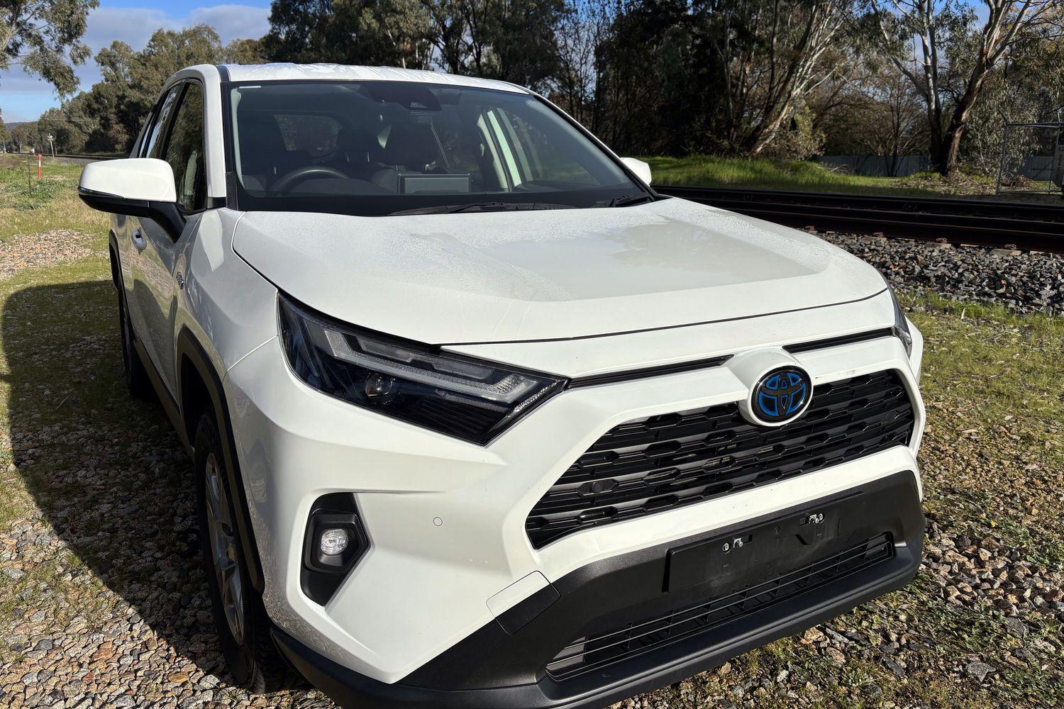 2023 Toyota RAV4 GX-2WD in White