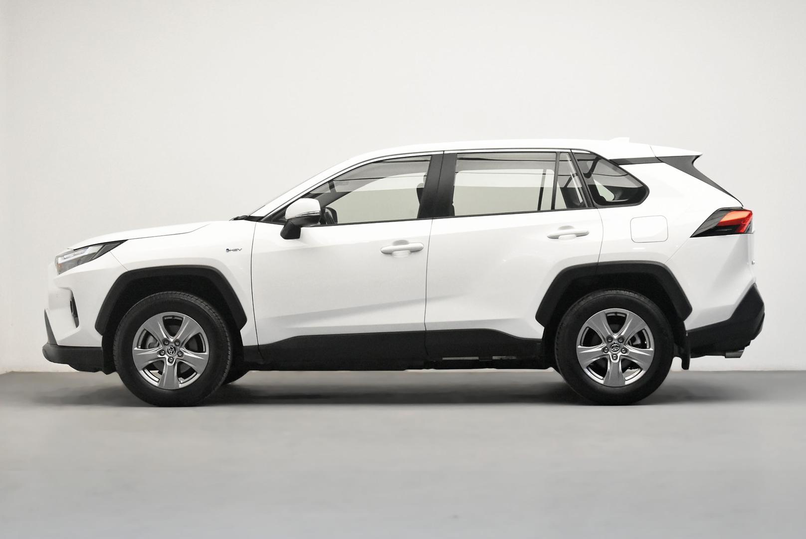 2025 Toyota RAV4 GX-2WD in White
