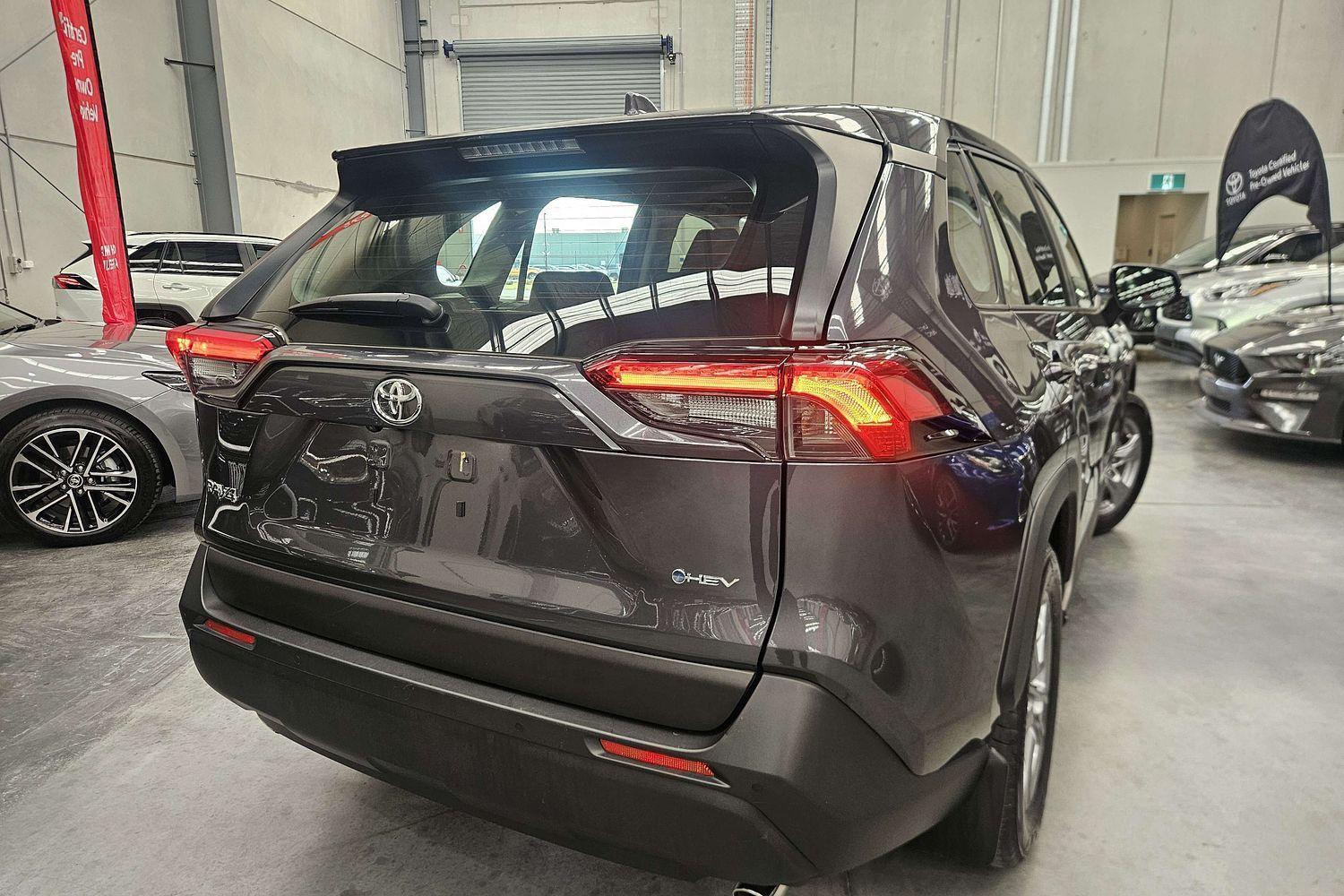 2025 Toyota RAV4 GX-2WD in Silver