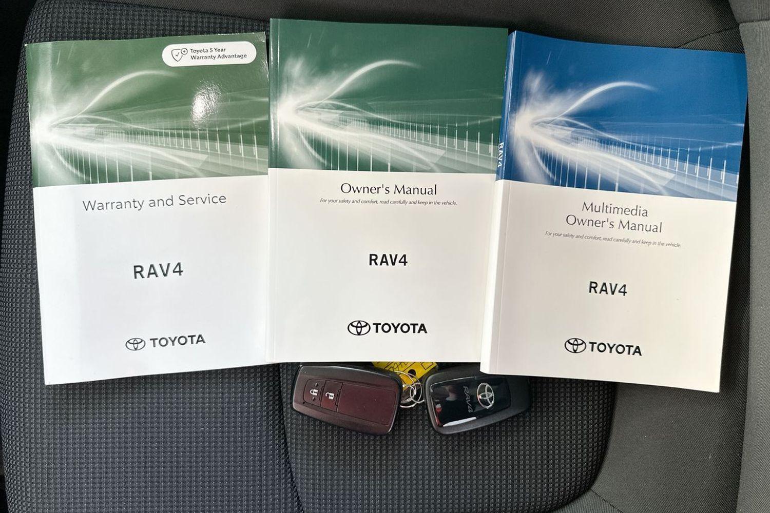 2025 Toyota RAV4 GX-2WD in White