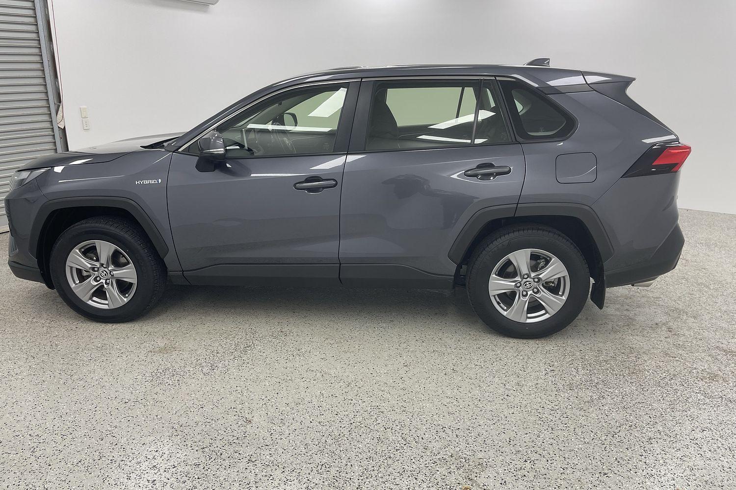 2024 Toyota RAV4 GX-2WD in Silver