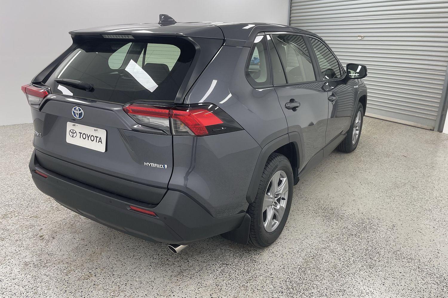 2024 Toyota RAV4 GX-2WD in Silver