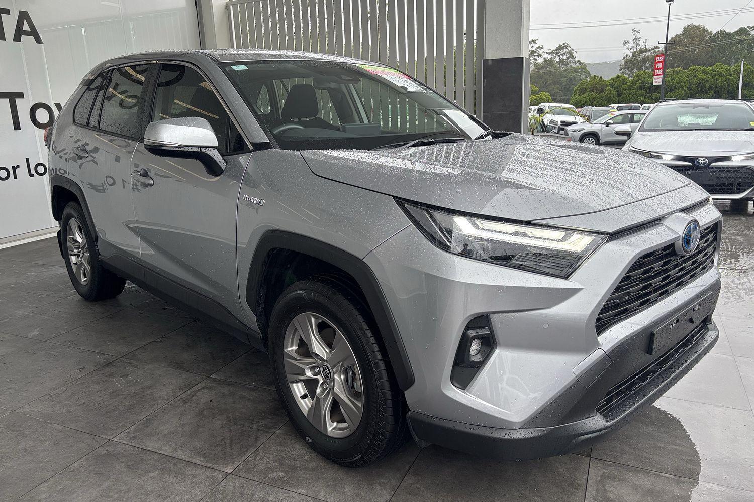 2024 Toyota RAV4 GX in Silver