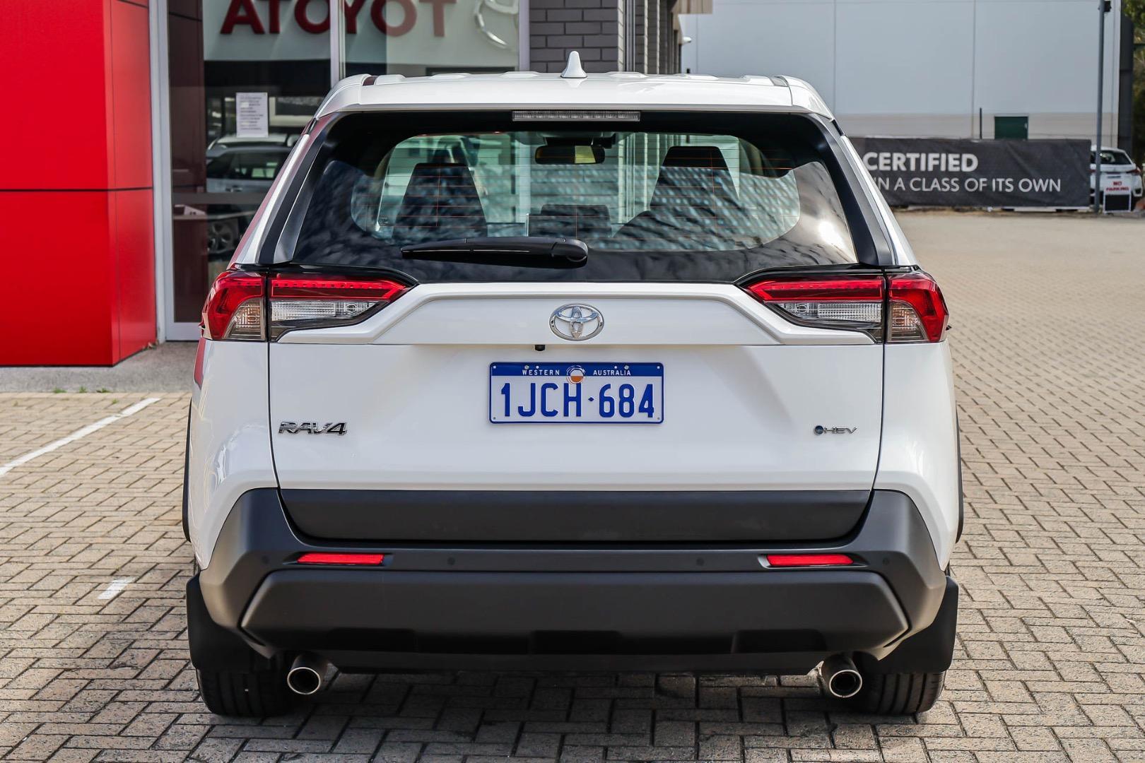 2025 Toyota RAV4 GX 2WD in White