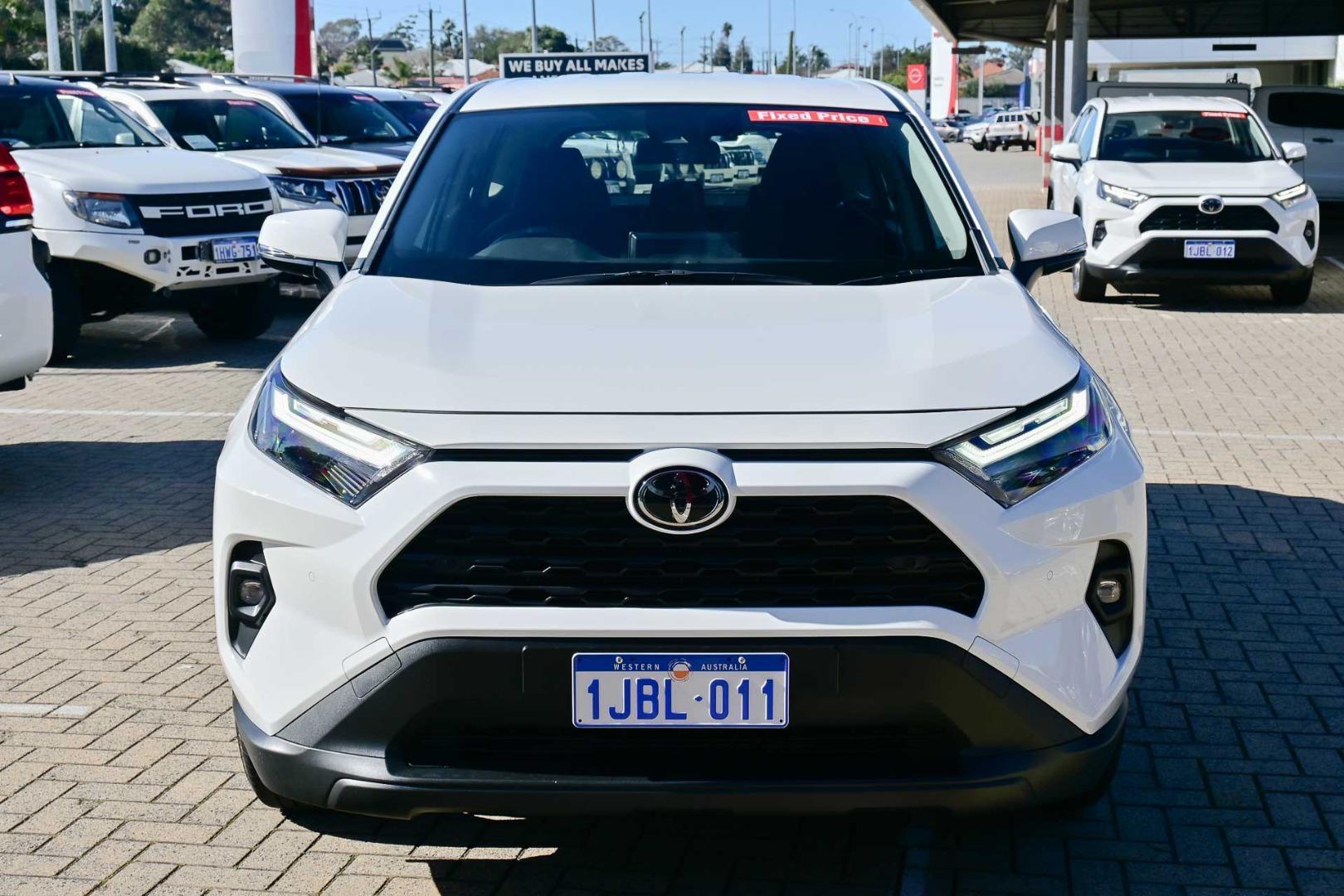 2025 Toyota RAV4 GX 2WD in White