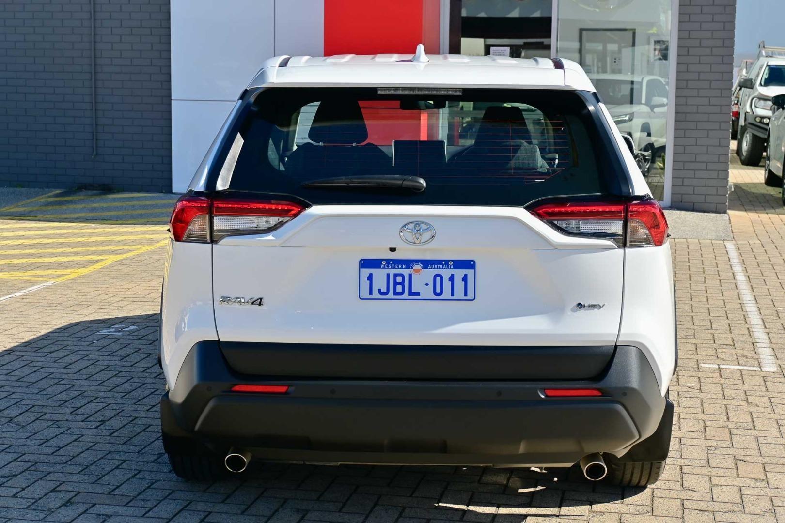 2025 Toyota RAV4 GX 2WD in White