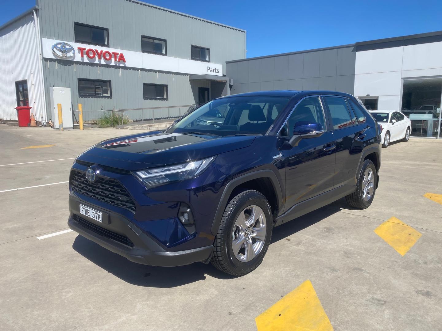 2022 Toyota RAV4 GX-2WD in Blue