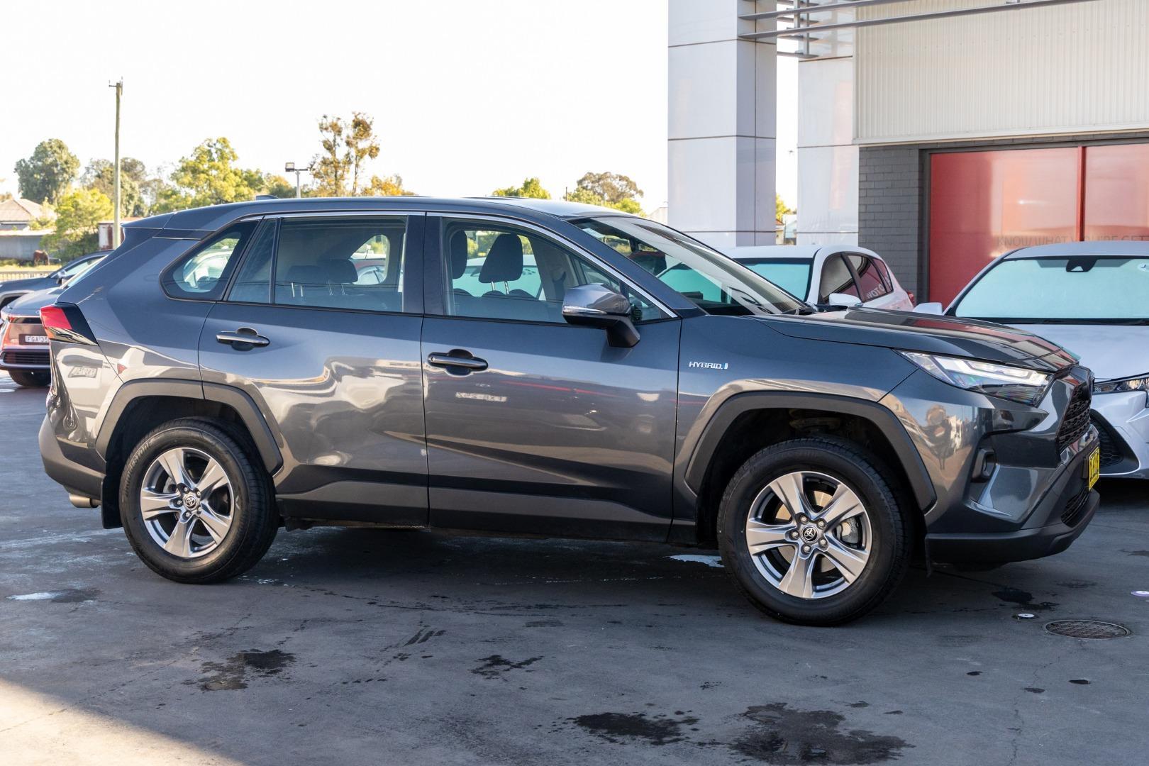 2024 Toyota RAV4 GX-2WD in Silver